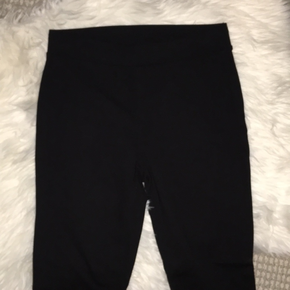 Brand new black leggings